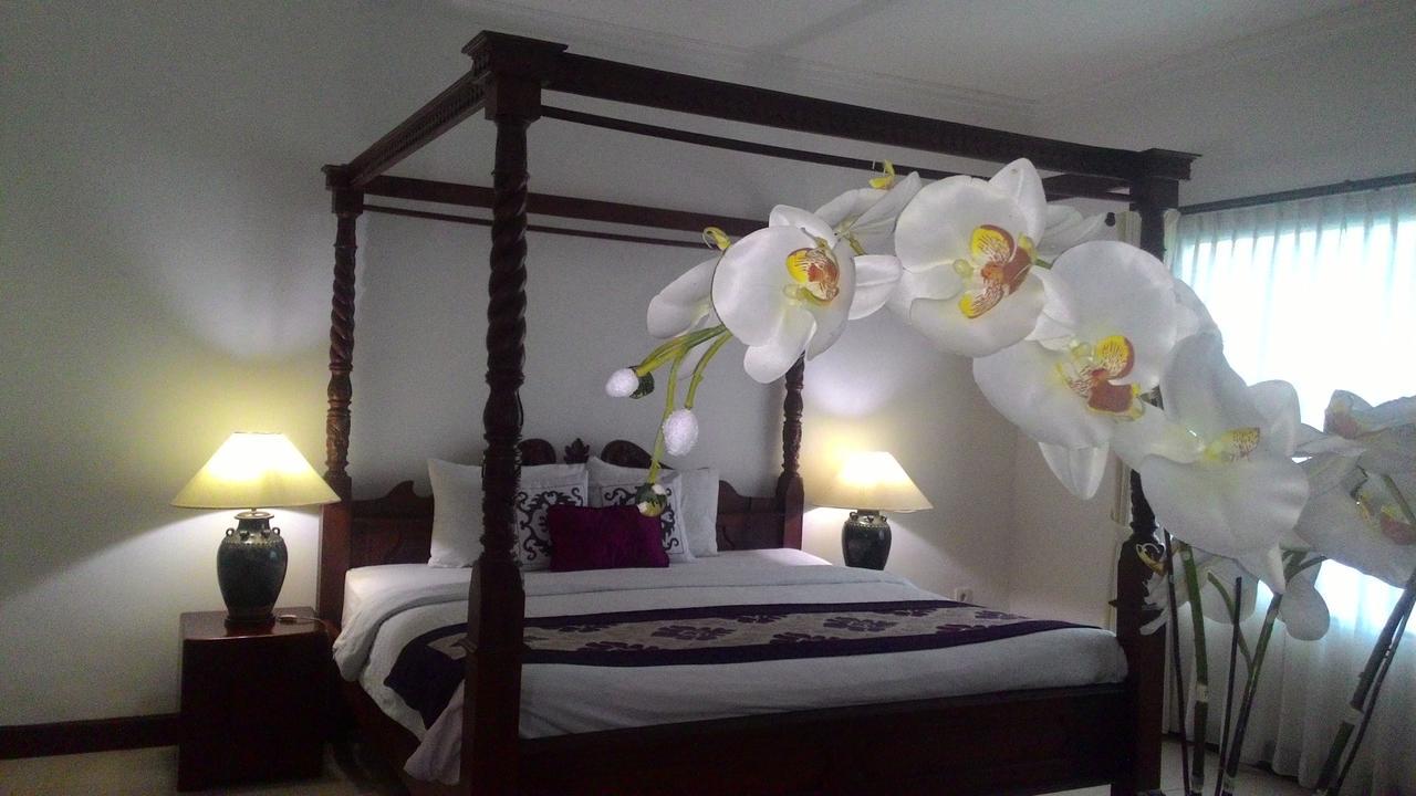 Puri Maharani Boutique Hotel Denpasar  Exterior photo