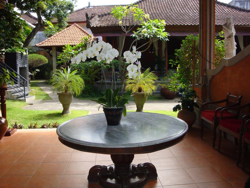 Puri Maharani Boutique Hotel Denpasar  Exterior photo