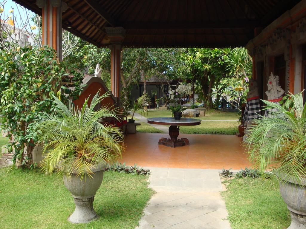 Puri Maharani Boutique Hotel Denpasar  Exterior photo